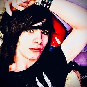 Meet your Posher, Wesley